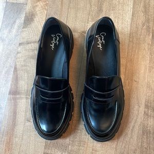 Crown Vintage Loafers